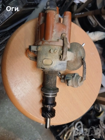 Делко за Форд Сиера 83HF12100RA / 0 237 002 078