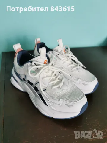 Дамски маратонки RUNNERS , снимка 3 - Маратонки - 50413401