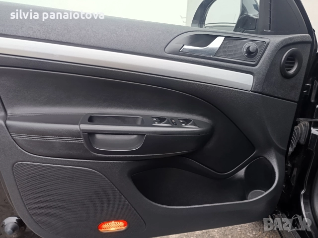 Шкода Октавия комби , снимка 11 - Автомобили и джипове - 52877971