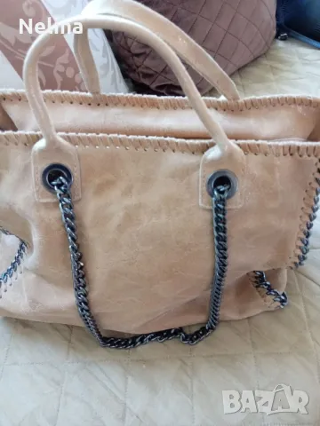 Продавам италианска дамска чанта естествена кожа, снимка 2 - Чанти - 50274699