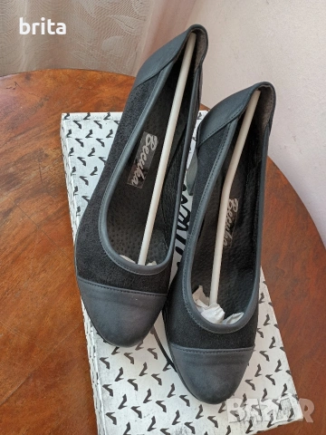 Нови! №37 Обувки Ест Велур и Кожа Ток 