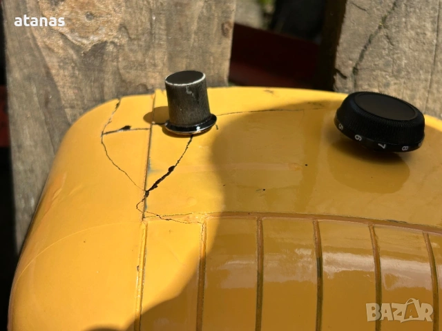 Старо радио, снимка 2 - Антикварни и старинни предмети - 53474919