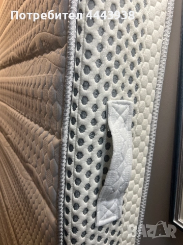 Матрак Magniflex, в отлично състояние, 190х90х19, снимка 5 - Матраци - 51621072