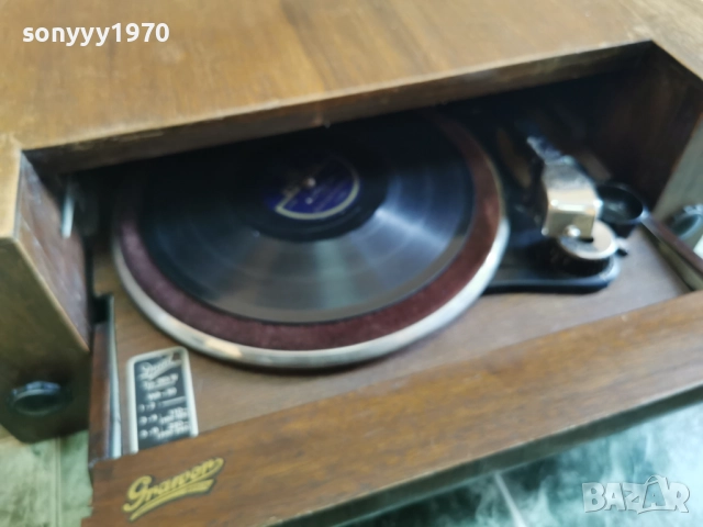 GRAWOR. 'Berlin SW68', pladespiller, Tyskland, ca. 1939/1940. SWISS 1412250904, снимка 10 - Грамофони - 52787576