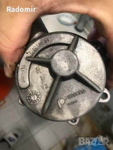 Вакуум помпа Бмв е39 530д 2000 г и вакуум помпа Ауди А4 Б5 1998 г.