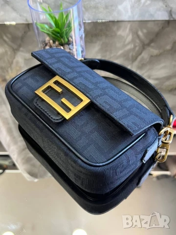 чанти FENDİ Baguette Mini , снимка 2 - Чанти - 50673579