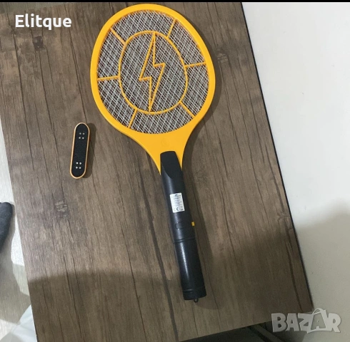 Електрическа палка против насекоми с акумулаторна батерия