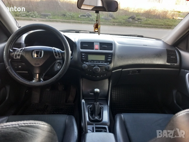 Хонда Акорд 2.2 i- CTDi, снимка 11 - Автомобили и джипове - 52806422