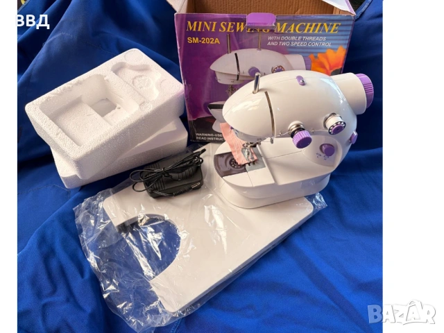 Малка електрическа шевна машина, снимка 2 - Други машини и части - 53399285