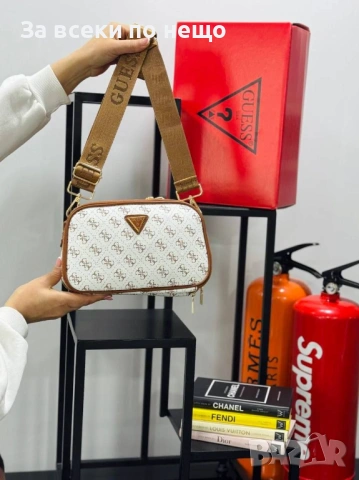 Guess Дамска Чанта С Дълга Дръжка За През Рамо Гес - Различни Цветове Код E1309, снимка 7 - Чанти - 53757887