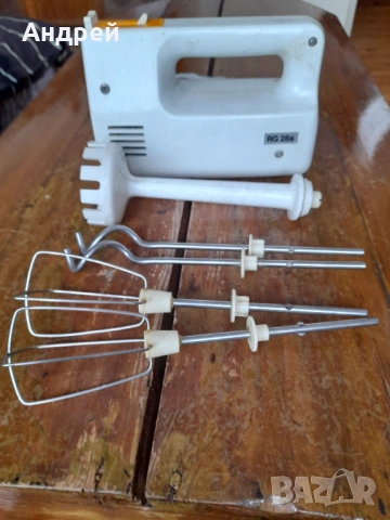 Стар миксер AKA RG 28S, снимка 3 - Антикварни и старинни предмети - 53010249