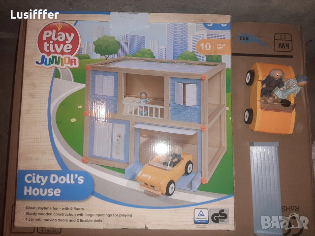 Нова дървена къща за кукли