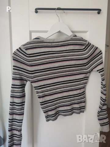 Пуловер Pull&Bear, снимка 2 - Блузи с дълъг ръкав и пуловери - 53238276