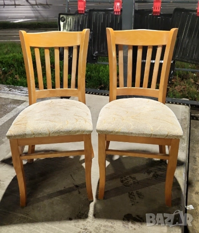 Дървени дъбови столове 2 броя