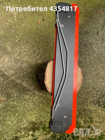 Оригинален Volvo Авариен Триъгълник, снимка 6 - Части - 52818368