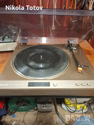 Продава се грамофон Sharp RP-30. , снимка 2 - Грамофони - 54270931