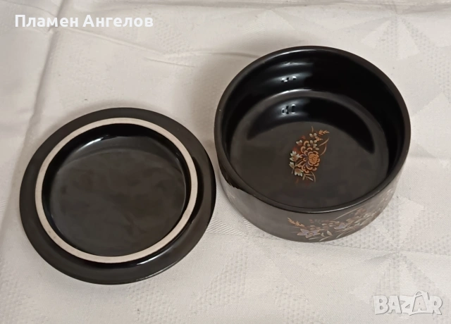 Винтидж японска порцеланова кутия за бижута"Imperial Kiku" Хризантеми и злато. , снимка 4 - Антикварни и старинни предмети - 54103247