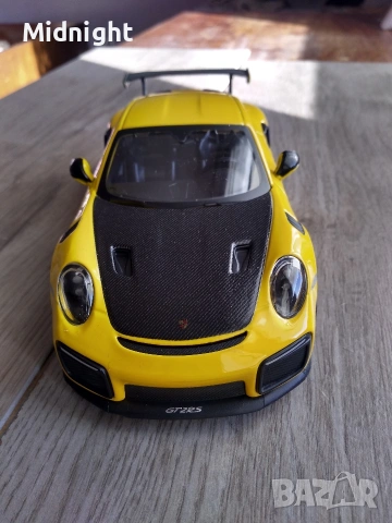 Porshe 911 GT2. 1/24