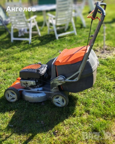 Бензинова самоходна косатка за трева Husqvarna, снимка 3 - Градинска техника - 54107211