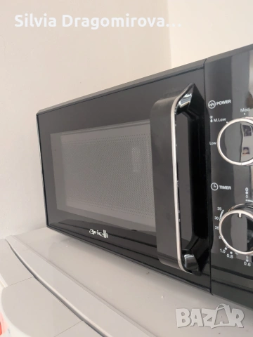Микровълнова почти нова, използвана само веднъж