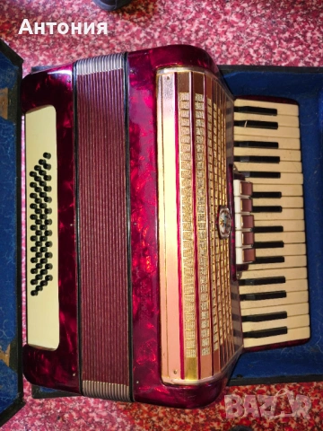 Продавам акордеон 