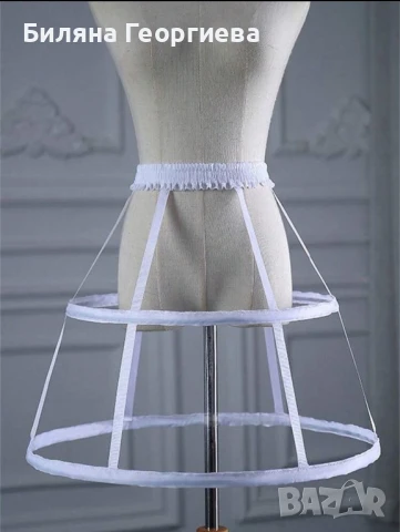Кринолин за абитуриентска къса рокля бял