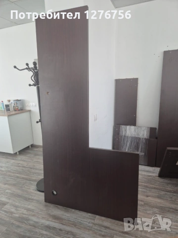 Офис бюра - ъглови