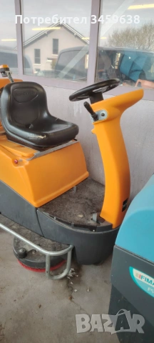 Подопочистваща машина TASKI SWINGO 2500, снимка 2 - Други машини и части - 53787812