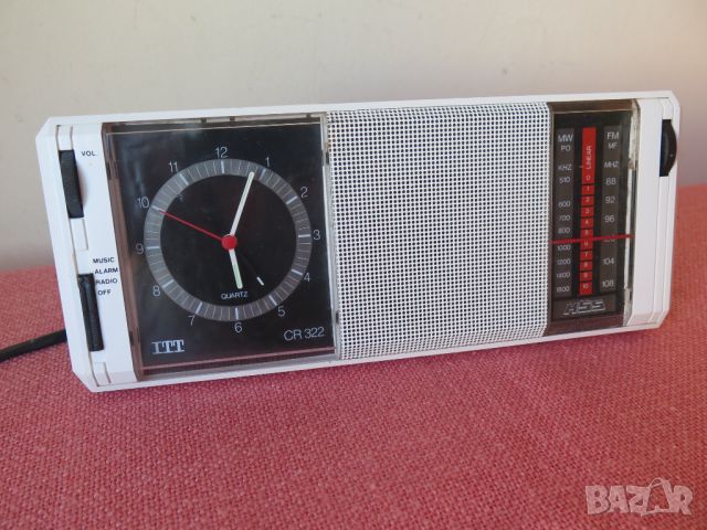 ITT CR322 Clock radio, снимка 2 - Радиокасетофони, транзистори - 46503181