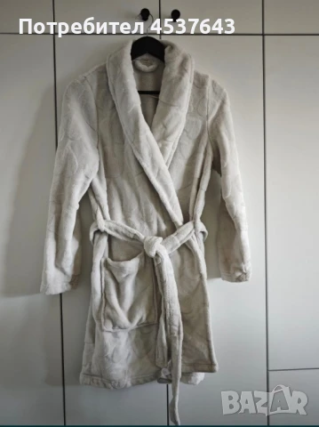 Супер топъл домашен халат Oysho - син и бял цвят, снимка 2 - Други - 51072818