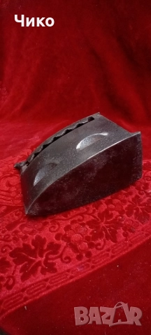 Стара чугунена ютия на въглища , снимка 6 - Антикварни и старинни предмети - 52442983