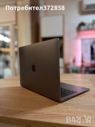 Macbook Air 13 8gb ram Перфектен, оригинално зарядно, снимка 2 - Лаптопи за работа - 52467916