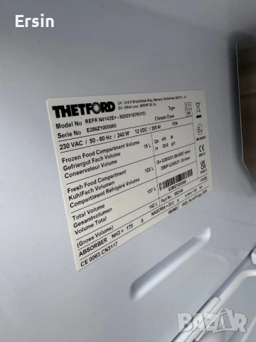 Хладилник Thetford N4142E+ (SLiM) Работи на : 12/220/газ (Свален от чисто нов Кемпер) , снимка 9 - Хладилни чанти - 52507399