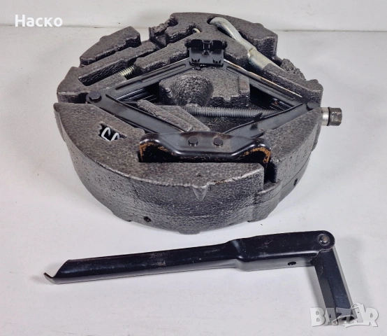 Комплект Инструменти Крик Ключ Гуми Джанти Кука Opel Insignia Опел Инсигниа 2008г-2017г