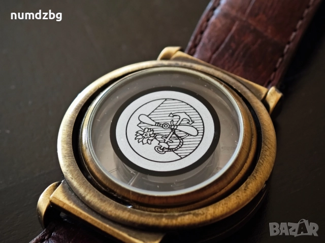 Часовник Armani authentic compass , снимка 5 - Дамски - 52139804