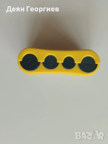 Продавам пластмасов монетник, снимка 2 - Други - 54237205