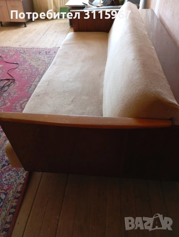 Ретро диван, снимка 3 - Дивани и мека мебел - 53835348