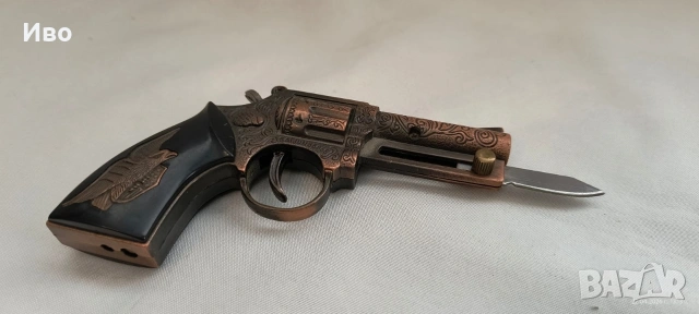 Ретро запалка-револвер с ножче и орел