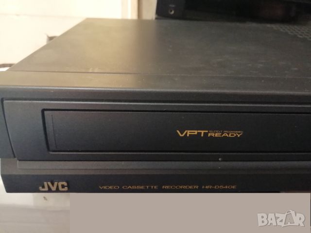 3 бр.VHS апарати-JVC HR-D540E,Daewoo DVR-8680,Seleco SV-835S, снимка 2 - Плейъри, домашно кино, прожектори - 46579571