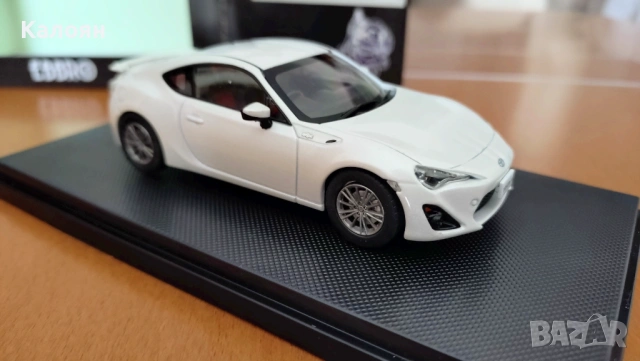 Модели в мащаб 1:43 и 1:64, снимка 11 - Колекции - 50795309