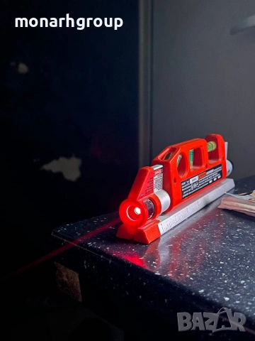 Нивелир с лазер Black&Decker BDL-250S , снимка 7 - Измервателни инструменти - 36264215