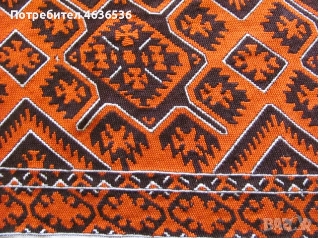 Ръчно бродирана възглавница-лен, памучни конци, 56х31см., снимка 3 - Декорация за дома - 53258941