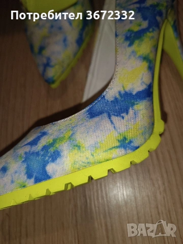 обувки на висок ток