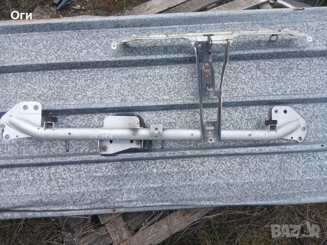 Греда под бронята и маска за Ауди 80 В4