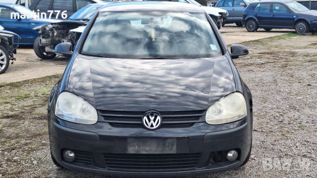 VW Golf 5 1.6i 102кс на части , снимка 5 - Автомобили и джипове - 45255971