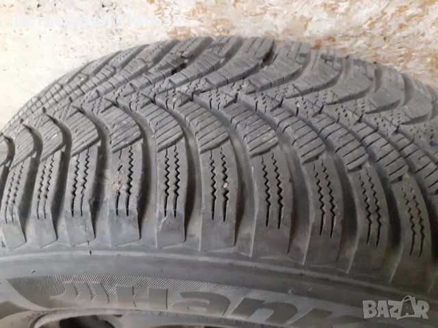 Комплект зимни гуми с джанти HANKOOK 195/65 R15, снимка 5 - Гуми и джанти - 47871609