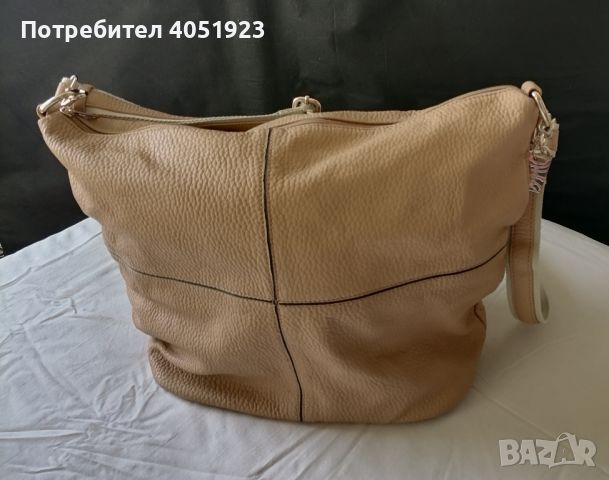 Дамска бежова чанта, снимка 2 - Чанти - 45172517