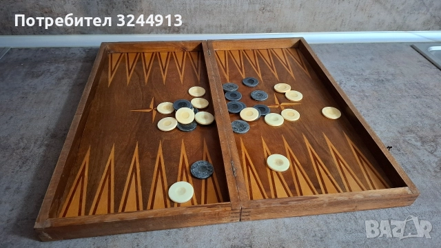 Стара дървена табла за игра , снимка 6 - Шах и табла - 52850307