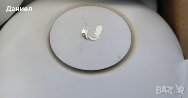 Ubiquiti UniFi UAP-AC-Lite с козметични забележки, снимка 2 - Мрежови адаптери - 46171787