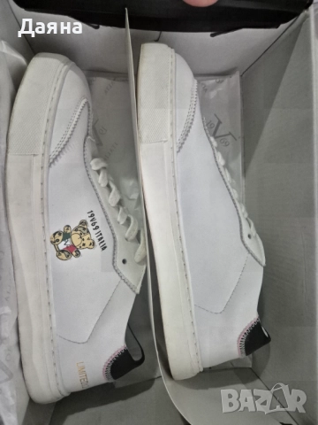 Дамски  бели кожени маратонки 19V69 by Versace